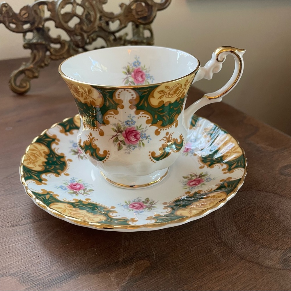 Rosina Teacup & Saucer Made in England Fine Bone China